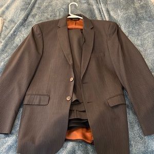 Jos A Bank two-piece suit. Great condition!